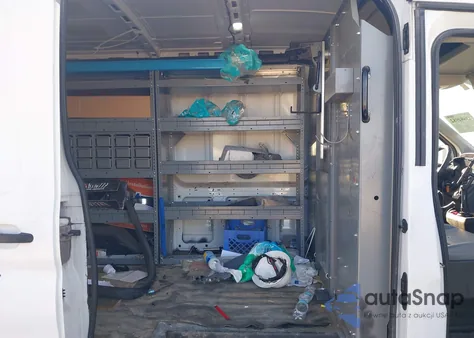 2018 Ford Transit-250 z USA, uszkodzony, nr VIN 1FTYR1CMXJKA69782